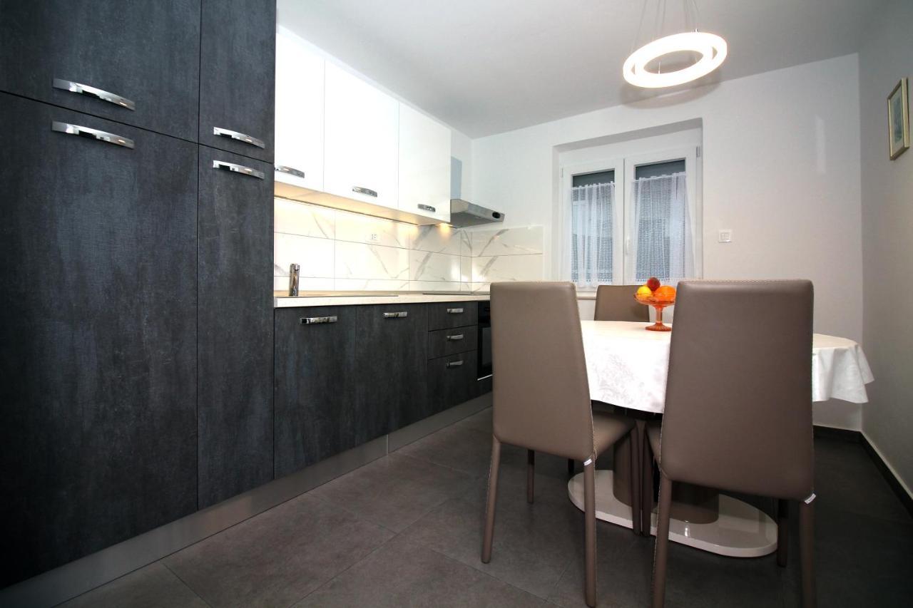 Stella Apartment
