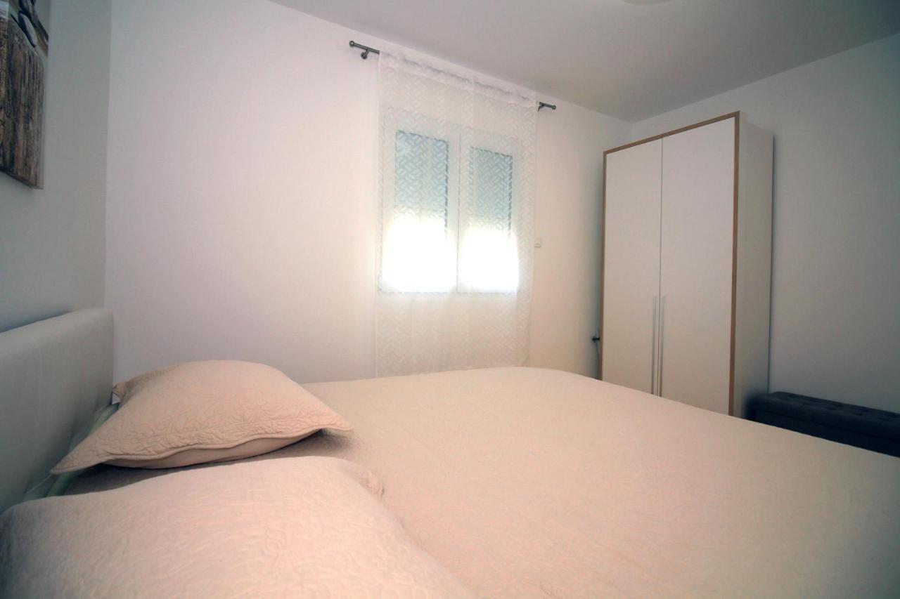 Apartment Stella Tisno