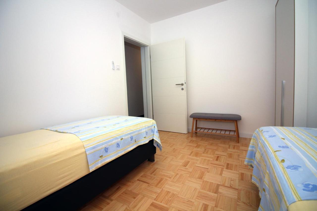 Apartment Stella *