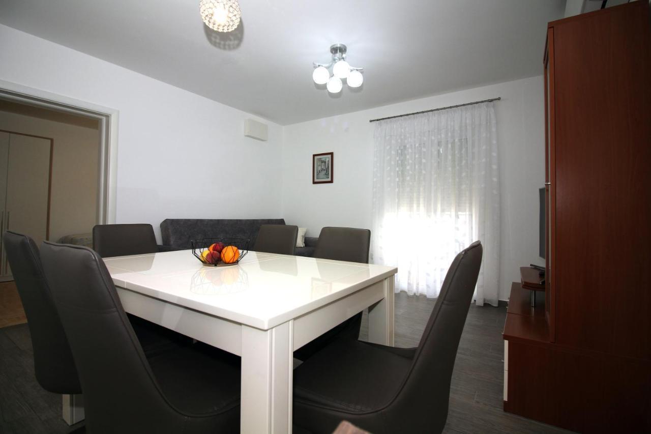 Apartment Stella Tisno