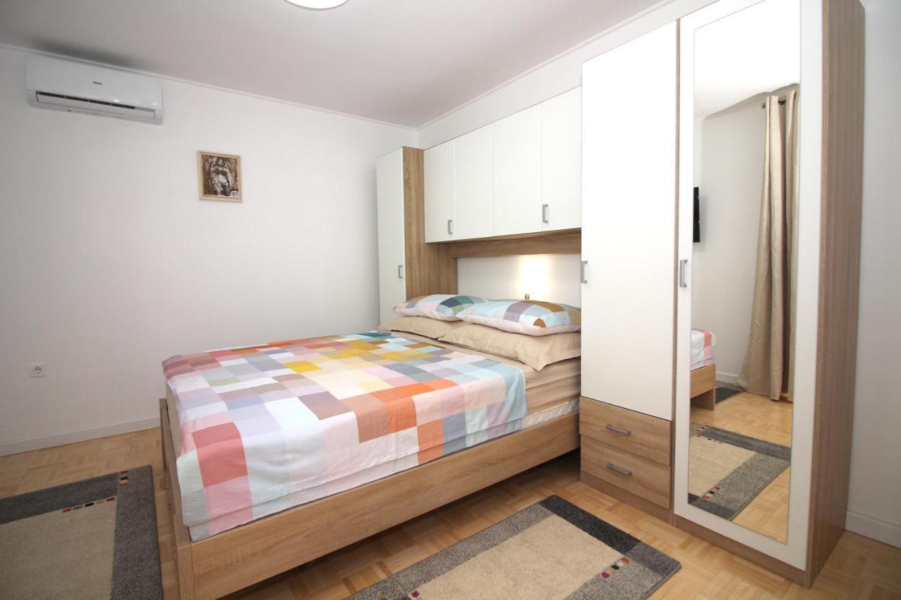Stella Apartment Tisno